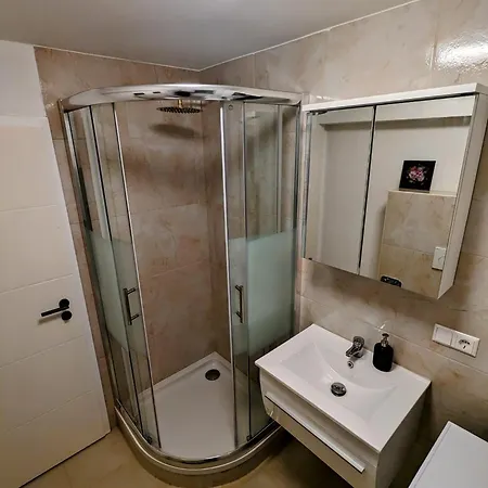 Apartment Bietigheimer Hideaway - Modern Und Gemuetlich Bietigheim